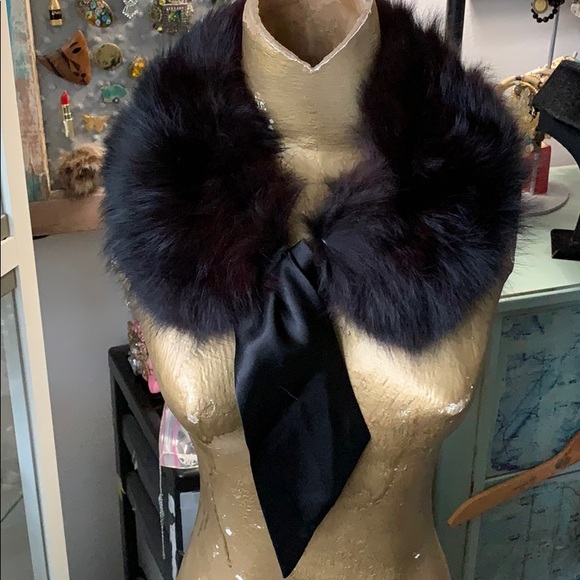 Other - VINTAGE CUSTOM MADE FUR COLLAR WITH SATIN TIE